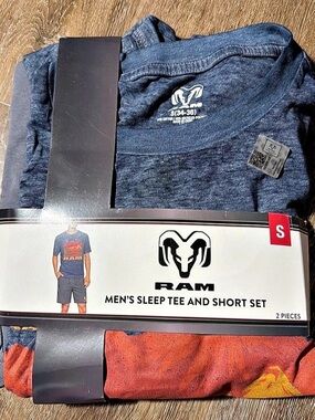Ram Men'Small Sleep Tee and Short Set & Short Set Small NWT